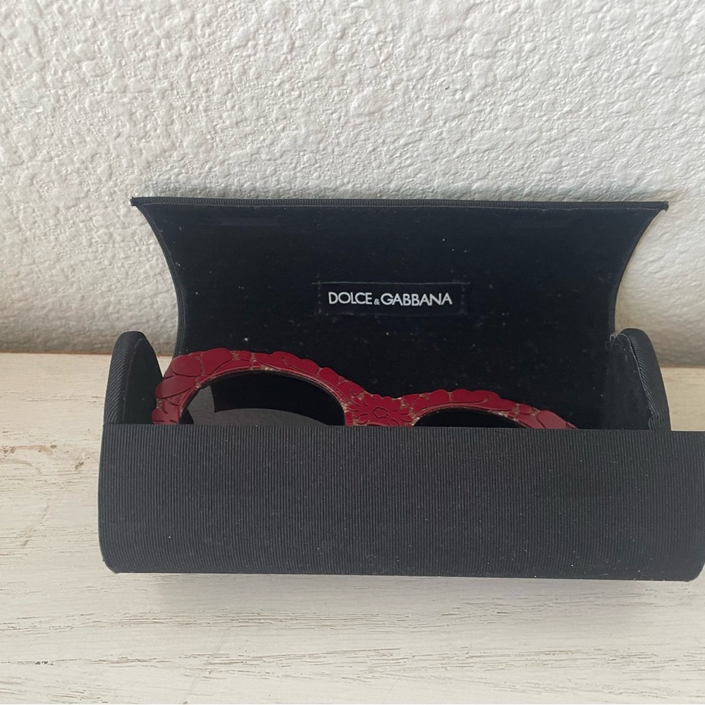 Dolce&Gabbana sunglasses - Picture 6 of 9